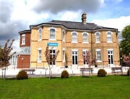 Gatwick Cambridge Hotel Front Gatwick Cambridge Hotel Front