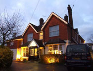 Gatwick Corner House Hotel Exterior Gatwick Corner House Hotel Exterior