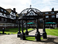 Leeds Mercure Leeds Parkway Hotel Garden Leeds Mercure Leeds Parkway Hotel Garden
