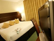 Leeds Ramada Parkway Bedroom Leeds Ramada Parkway Bedroom