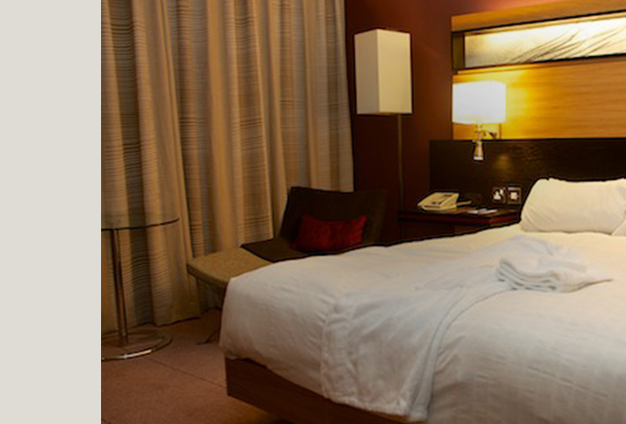 /imageLibrary/Images/78920-MAN-Hilton-bedroom-2.png