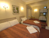 Manchester Cresta Court Hotel Twin Room Manchester Cresta Court Hotel Twin Room