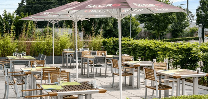 Terrasse des NH Flughafenhotels Terrasse NH Hotel