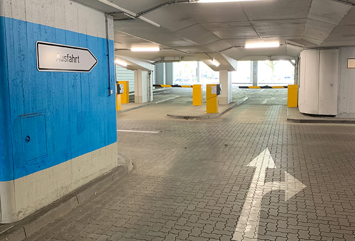 Kostenlos Parken In Der Nähe Vom Flughafen Hamburg www.holidayextras.com
