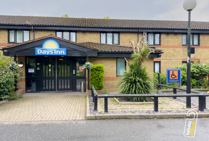 Days inn stansted exterior view
