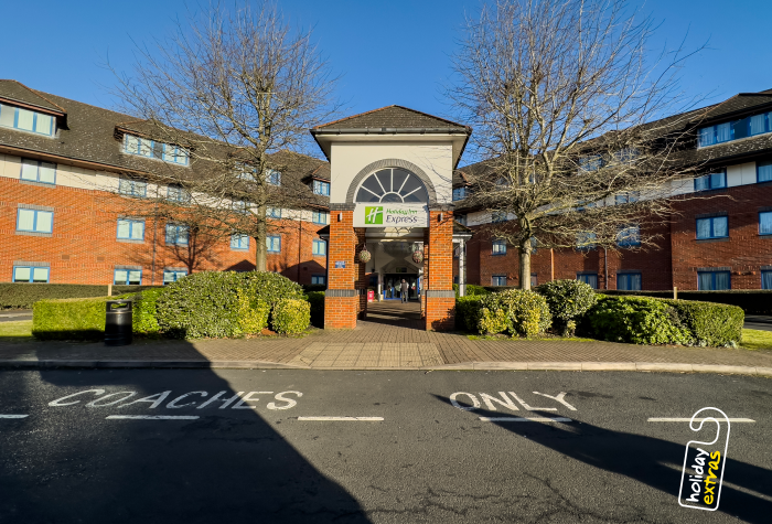 Holiday inn express birmingham nec exterior view