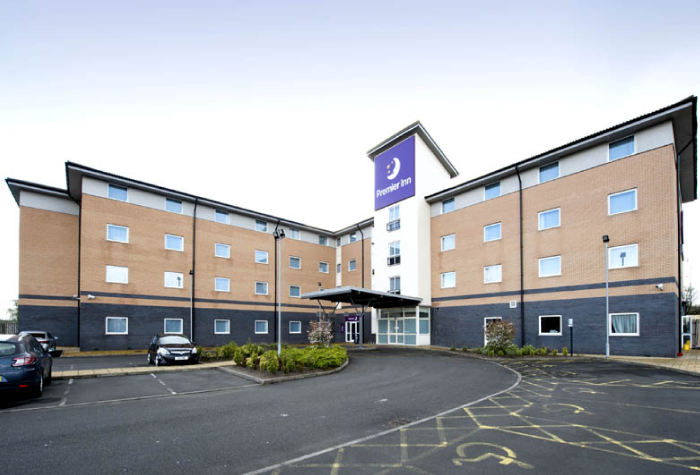 Premier inn braehead exterior view