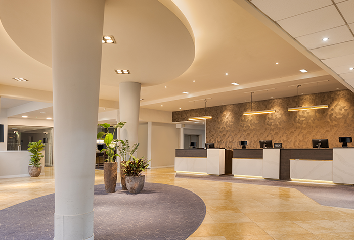 Hilton manchester airport exterior view