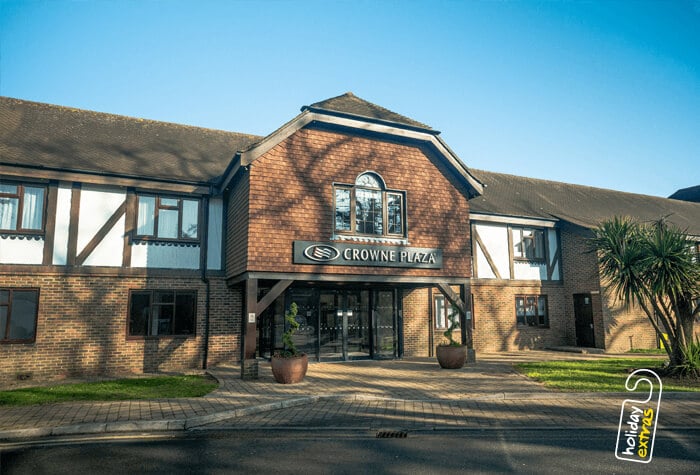 Crowne plaza felbridge exterior view