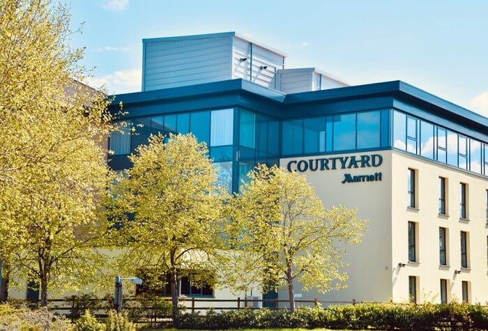 Glasgow ramada exterior view