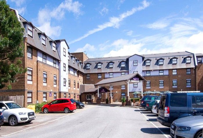 Premier inn gatwick a23 exterior view
