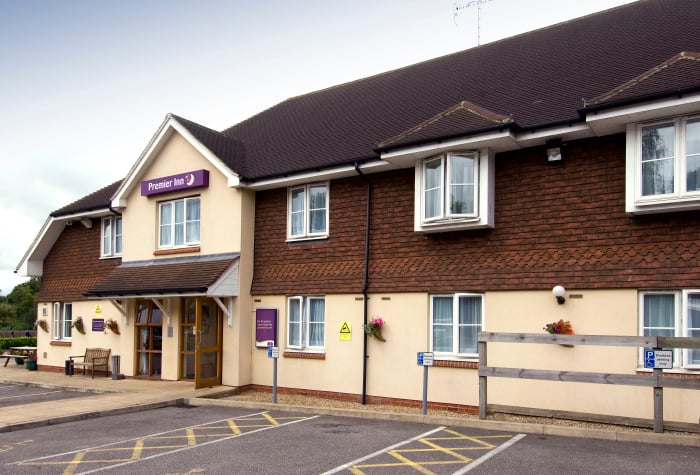 Premier inn east grinstead exterior view
