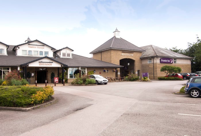 Premier inn leeds bradford airport exterior view