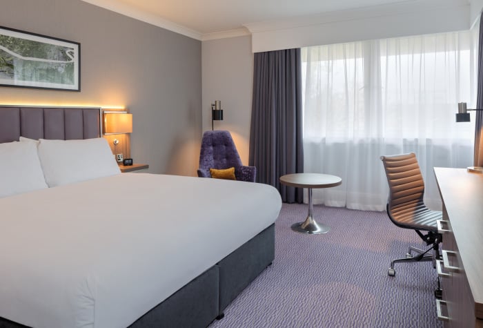 >DoubleTree by Hilton Edinburgh Airport